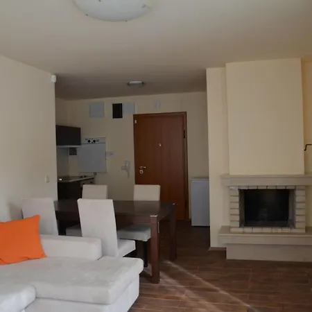 House Laudis בית הארחה 3*