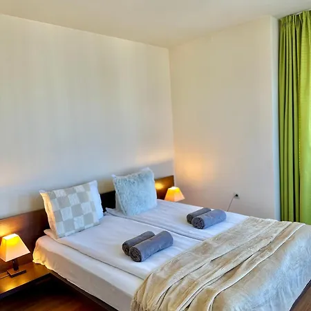 House Laudis ゲストハウス