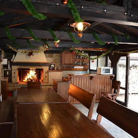 House Laudis Pensión 3*