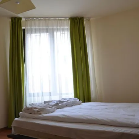 ゲストハウス House Laudis